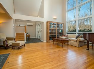 9 South Rd, Katonah, NY 10536