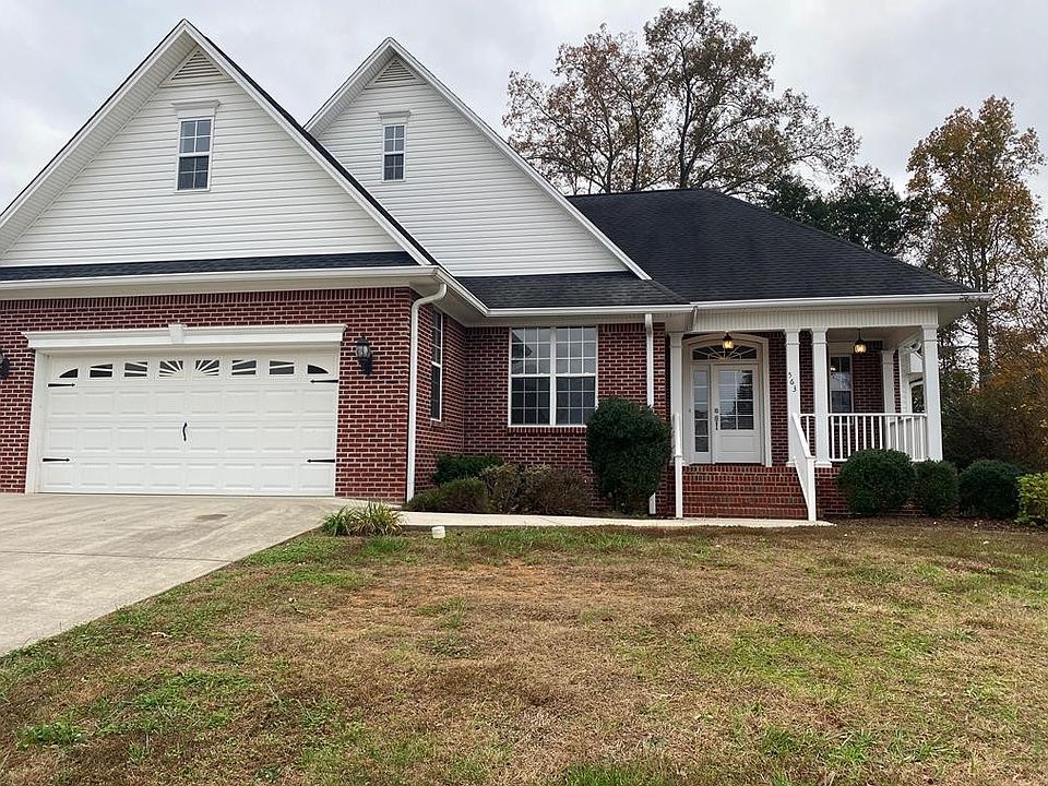 1st image of 563 Thoroughbred Dr