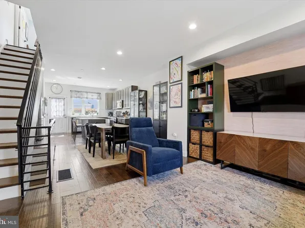 1337 S Opal St, Philadelphia, PA 19146