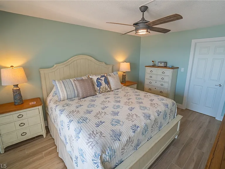 26000 Hickory Blvd #303 — Photo 13