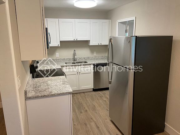 5th image of 2407 Adams Ct