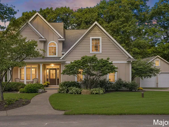 10400 Heether Rd, Belding, MI 48809