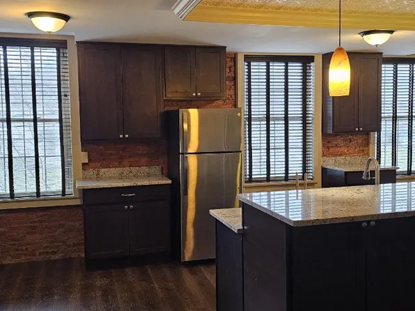 321 E Seneca St, Manlius, NY 13104