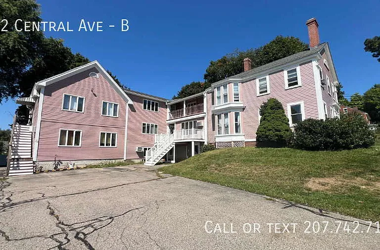 712 Central Ave #B — Photo 4