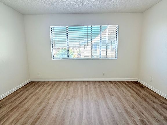 3rd image of 12516 Cranbrook Ave APT 8