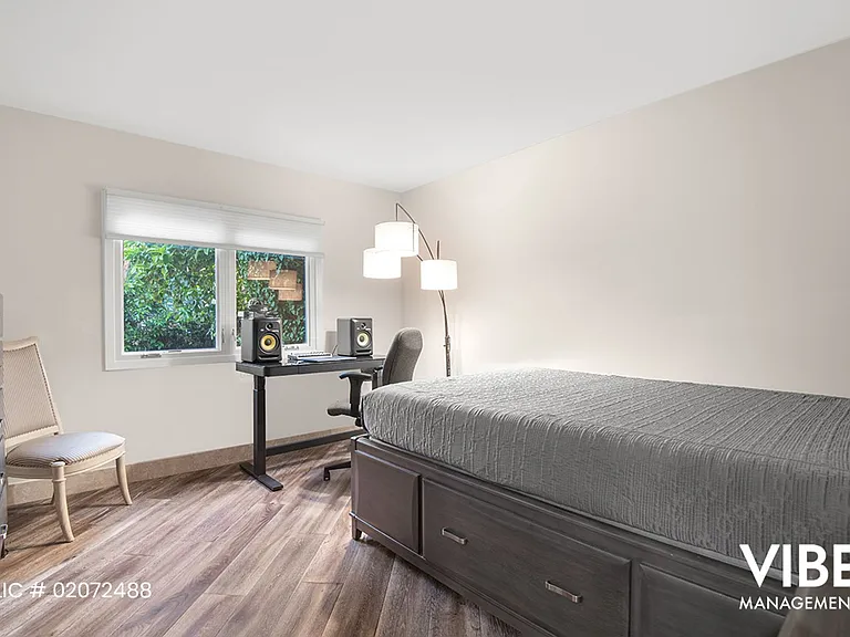 1650 Mesa Ridge Ave — Photo 33
