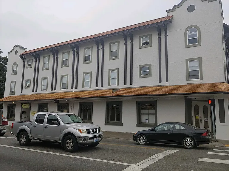 101 First — Photo 3
