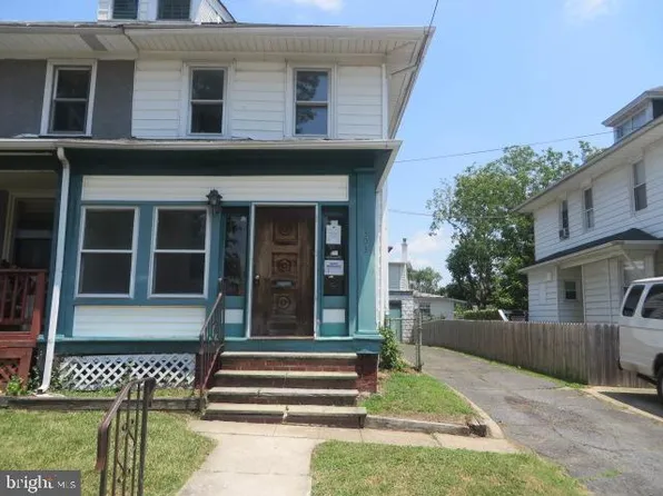 303 S Penn St, Clifton Heights, PA 19018