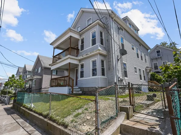 65 Brayton Ave, Fall River, MA 02721