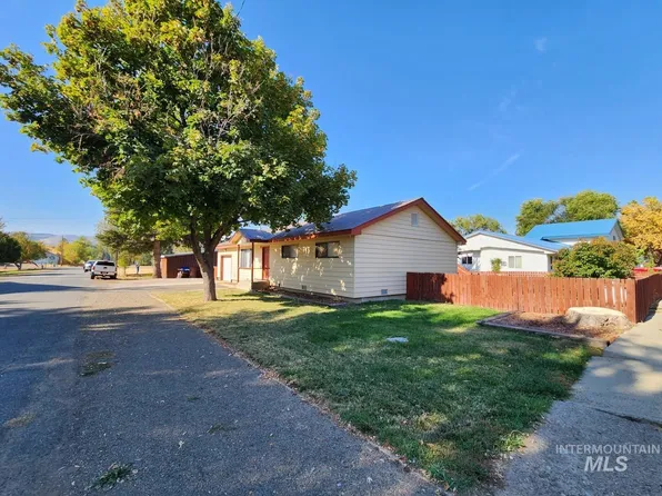 106 E Whiteley Ave, Council, ID 83612