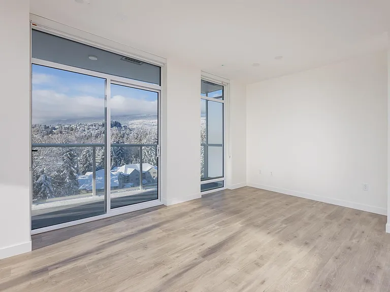 200 Klahanie Ct #1106 — Photo 9