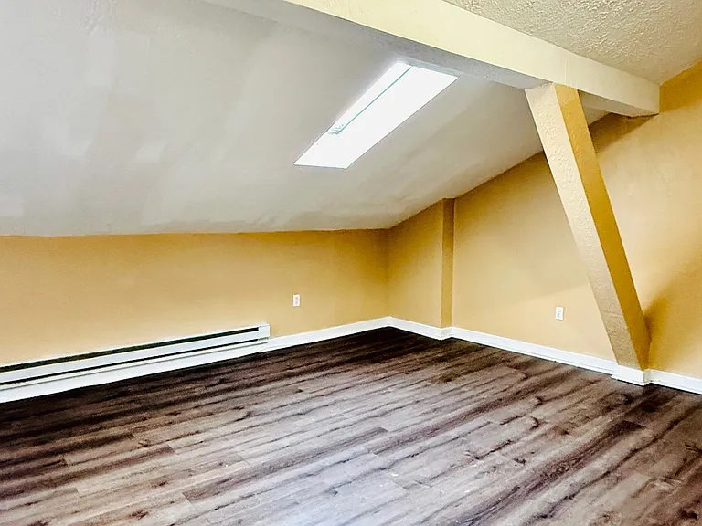 530 E Washington Ave #3 — Photo 9