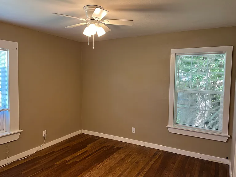 917 Duval Ct — Photo 7