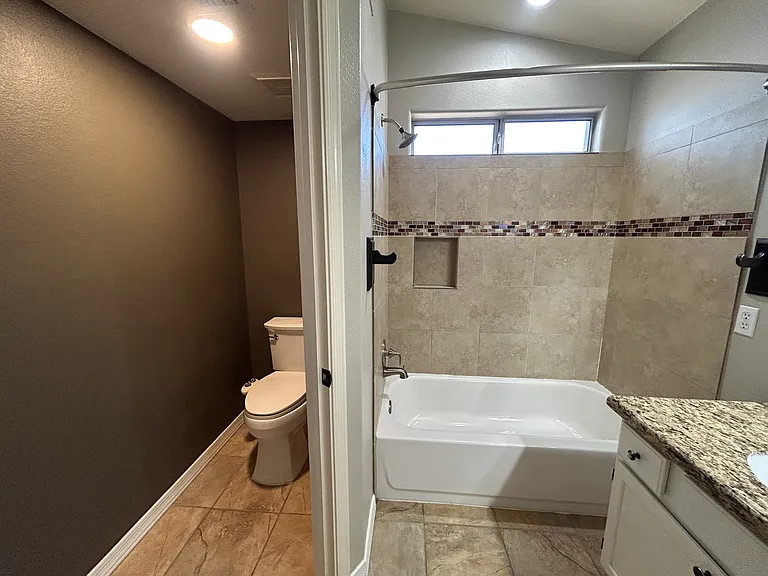 4132 E Anderson Dr — Photo 34