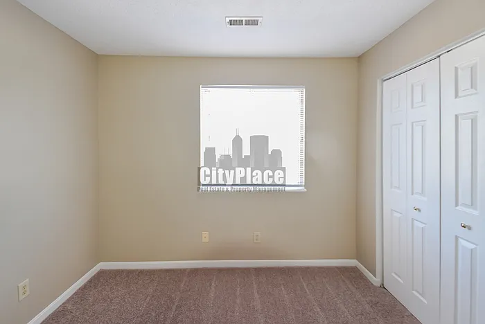 47 Meadow Ct W — Photo 13