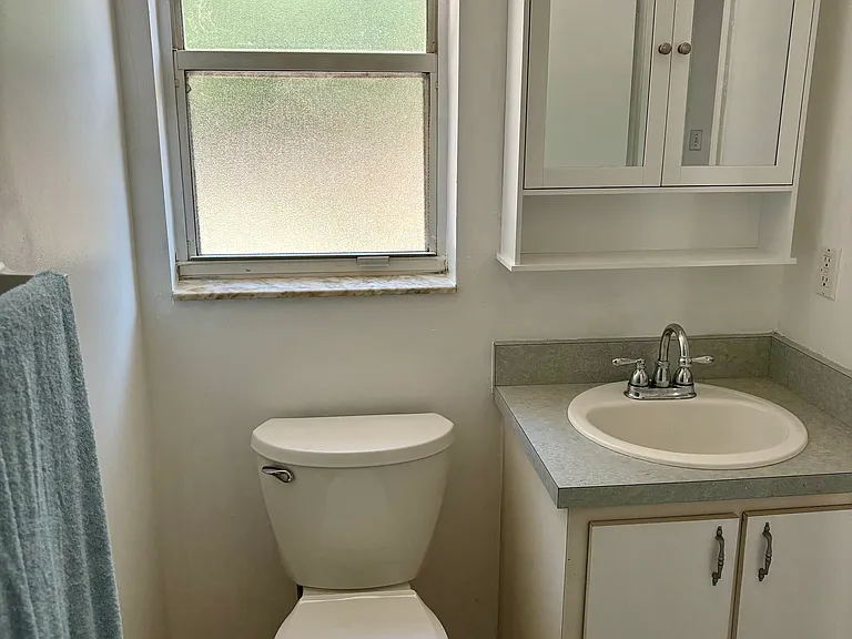3279 E Kennedy St — Photo 26