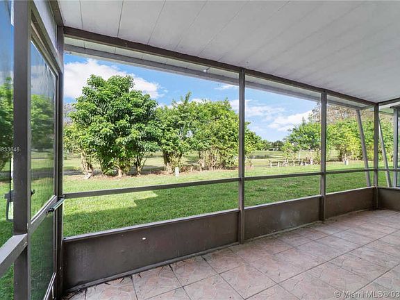 3rd image of 8019 Lagos De Campo Blvd #E-4