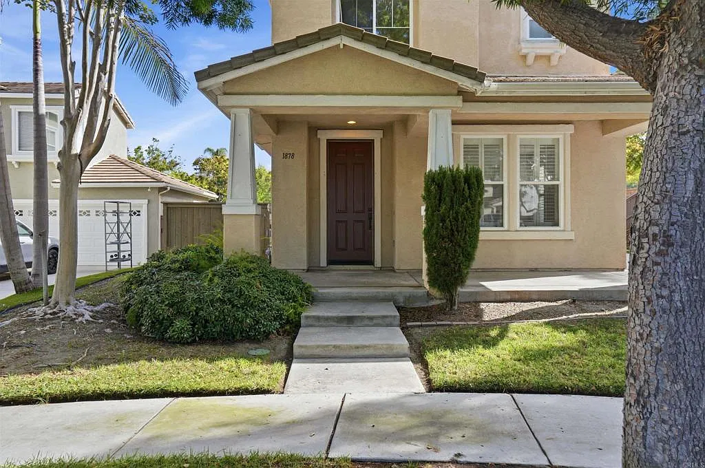 4 bed, 3.5 bath, 2188 sqft, $4,700 — Photo 3