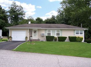 9 Metzner Rd, Ronkonkoma, NY 11779