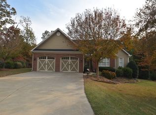 631 Claystone Dr, Inman, SC 29349