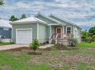 272 Lake Mc Kissack Ln, Carrabelle, FL 32322