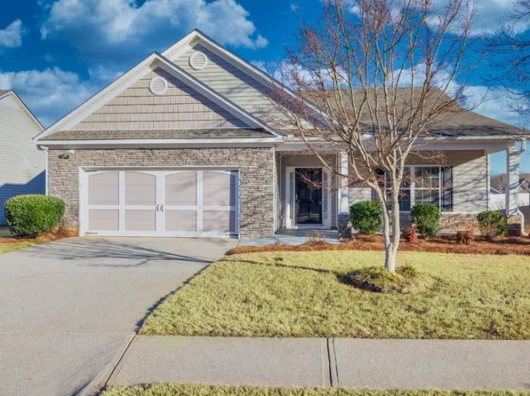 818 Ideal Pl, Winder, GA 30680
