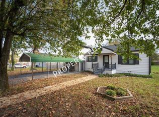 33 Biscayne Blvd, Rossville, GA 30741