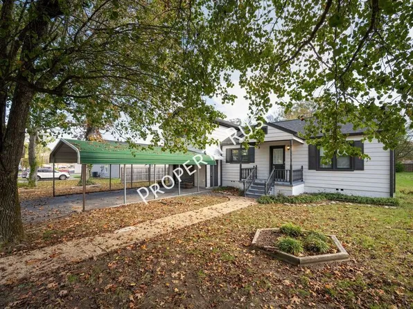 33 Biscayne Blvd, Rossville, GA 30741