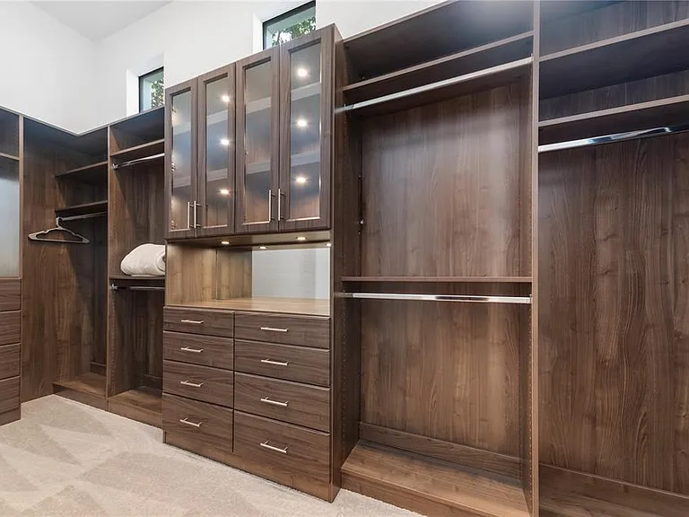 4326 Isabella Cir — Photo 10