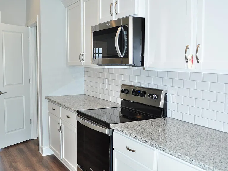 8476 Cherrybark Ln — Photo 6