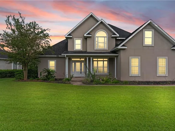 102 Herons Nest Cir, Kingsland, GA 31548