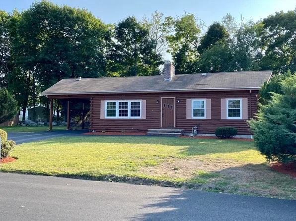 131 Cheryl Ln, Somerset, MA 02726