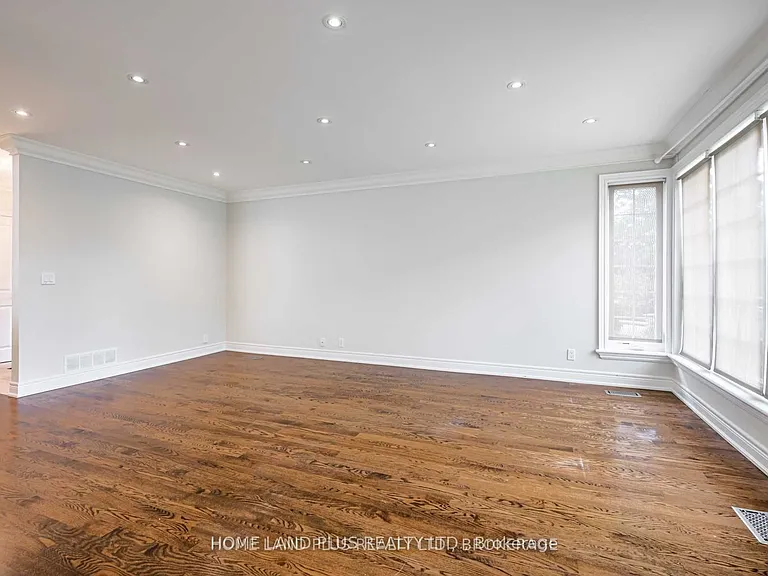 66 Munro Blvd — Photo 10