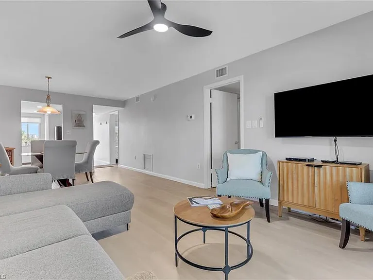 7400 Estero Blvd #214 — Photo 9