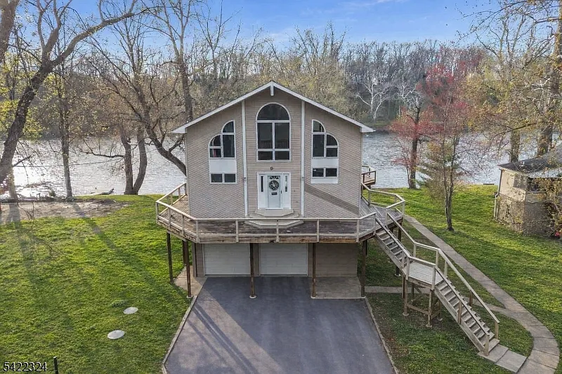 9 Riveredge Ln photo 1