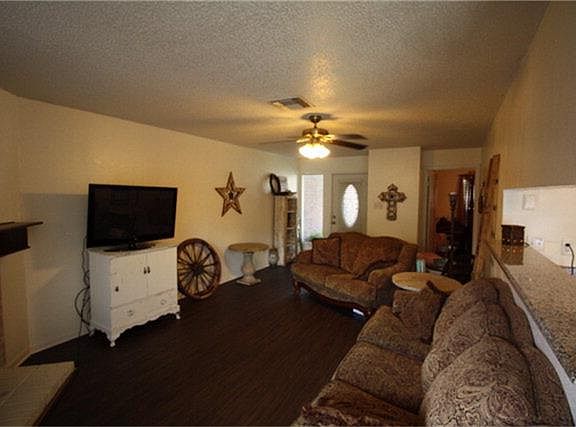 2nd image of 418 Garland Dr APT 124