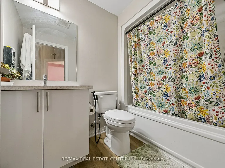 610 Farmstead Dr #102 — Photo 18