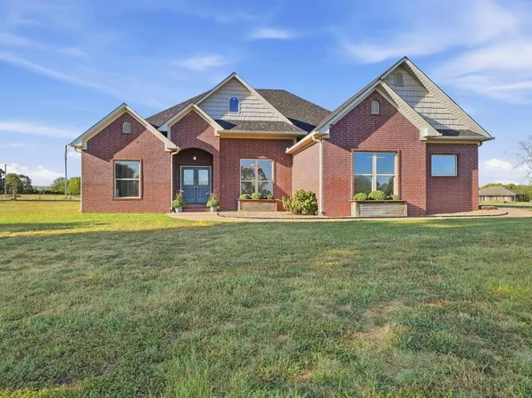 7 Charles Rd S, Vilonia, AR 72173