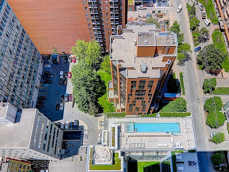 161 Roehampton Ave #2811 — Photo 27