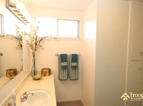 3rd image of 485 Calle Higuera