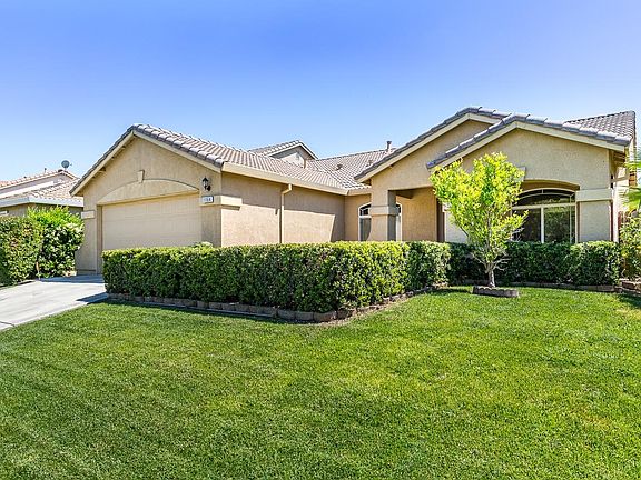 3rd image of 1164 Plumas Links St