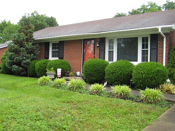 2nd image of 3830 Habersham Dr