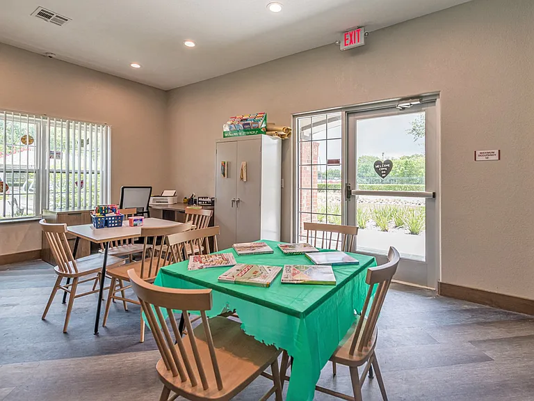 Vermillion Apartments — Photo 10