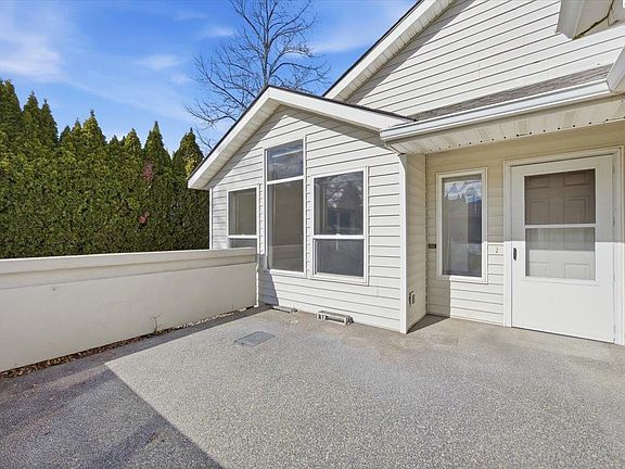 4th image of 3527 S Huntington Loop