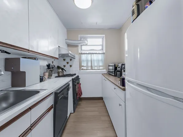 204-12 35th Avenue image 7 of 10