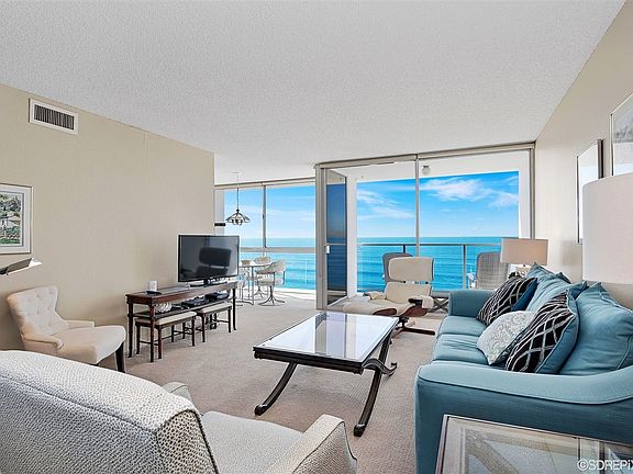 3rd image of 1760 Avenida Del Mundo Unit 705