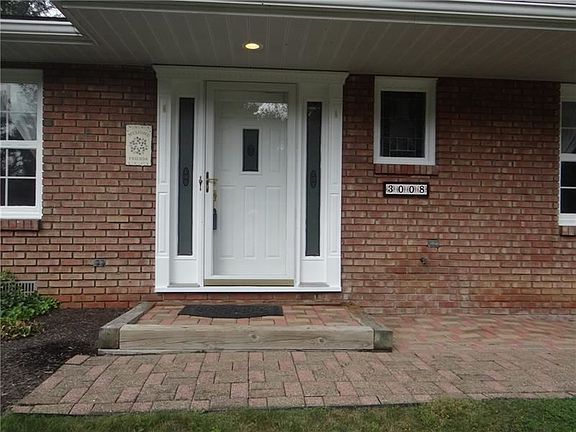 2nd image of 3008 Ben Venue Dr