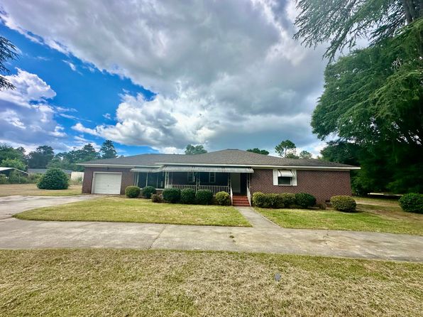 151 Lorrie St, Sardis, GA 30456