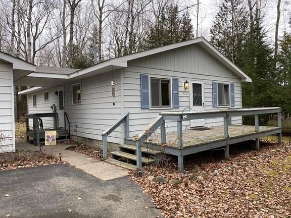 3rd image of 7211 Clearwater Dr