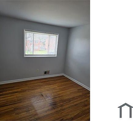 4th image of 4805 Claybury Ave
